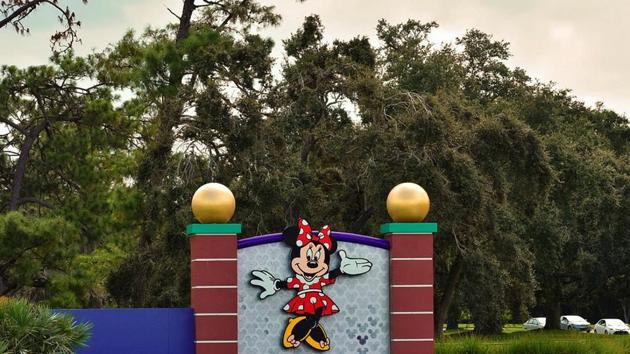 Disney World authorities returned the iPhone 11 to the family after nearly 2 months.