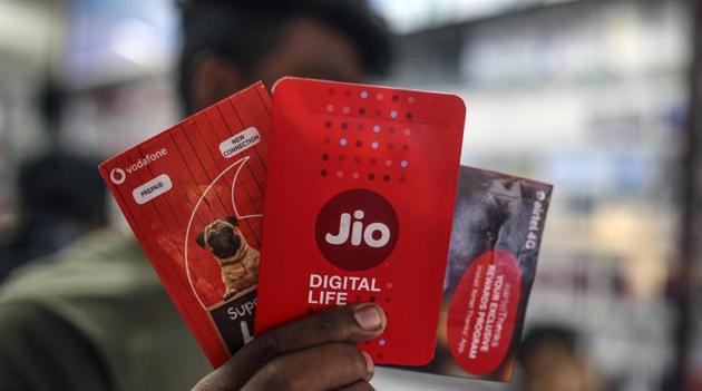 Sim card packets for Reliance Jio.