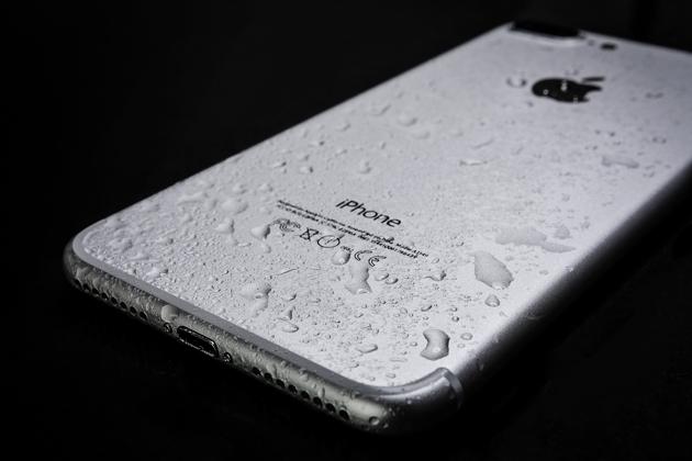 Water droplets on an iPhone.