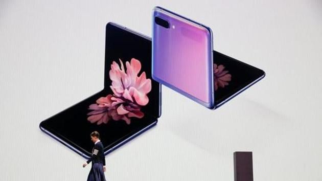 Galaxy Z Flip outperforms the first Samsung foldable phone: Report