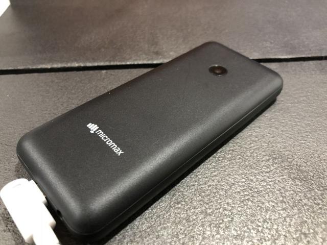 The Bharat 1 comes with a removable back panel. The Bharat 1 comes with a removable back panel.