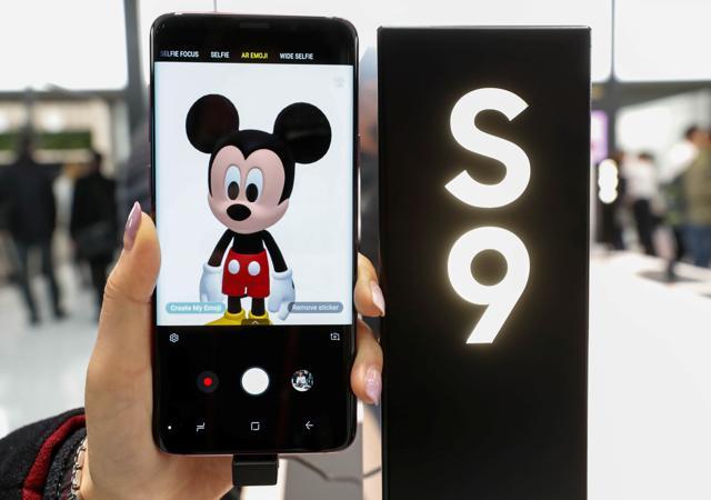 Samsung Galaxy S9, Galaxy S9 Plus First Impressions Review: Best Android  Phones of 2018? - News18