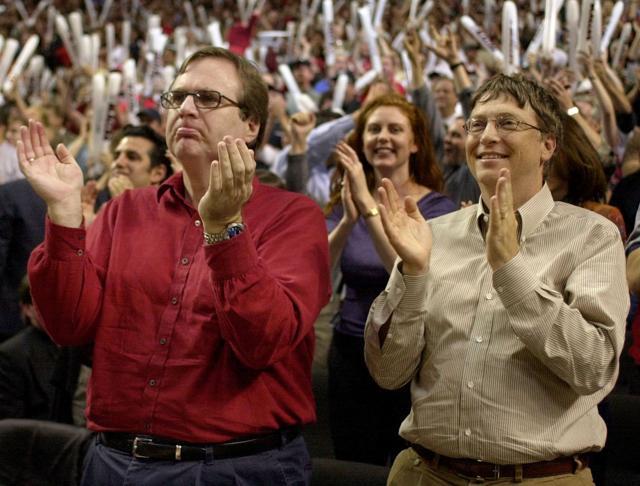 Microsoft president Bill Gates (R) and co-founder Paul Allen (L) cheer from courtside in the final minutes as the Portland Trail Blazers play the Los Angeles Lakers in Game 3 of the NBA Western Conference Finals May 26, 2000. Allen owned the Trail Blazers. Microsoft president Bill Gates (R) and co-founder Paul Allen (L) cheer from courtside in the final minutes as the Portland Trail Blazers play the Los Angeles Lakers in Game 3 of the NBA Western Conference Finals May 26, 2000. Allen owned the Trail Blazers.