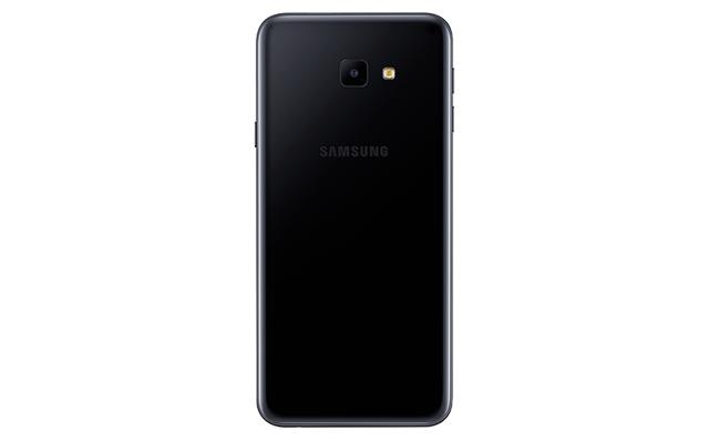 Samsung Galaxy J4 Core measures 160.6 x 76.1 x 7.9mm and weighs 177 grams Samsung Galaxy J4 Core measures 160.6 x 76.1 x 7.9mm and weighs 177 grams