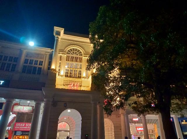 Realme U1 camera sample at night. Realme U1 camera sample at night.