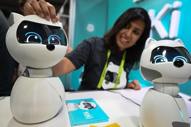 CES 2019: Kiki, designed as a children's 'pet' learns human behavior over time and can identify its surroundings, remember people and track an individual by moving its head. CES 2019: Kiki, designed as a children's 'pet' learns human behavior over time and can identify its surroundings, remember people and track an individual by moving its head.