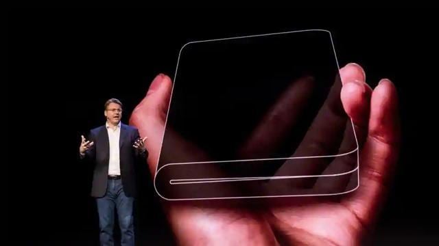 Samsung to unveil new phone with a foldable screen