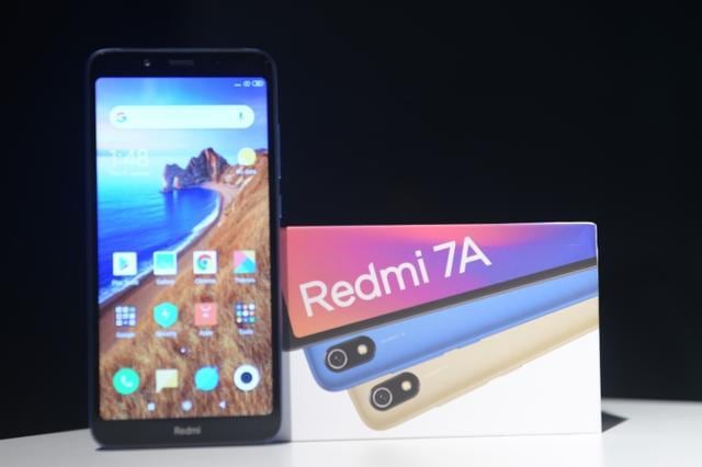 Redmi 7A comes with 4000mAh battery. Redmi 7A comes with 4000mAh battery.