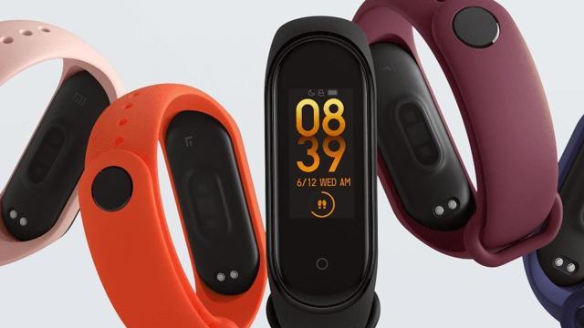 Xiaomi Mi Band 4 costs <span class=