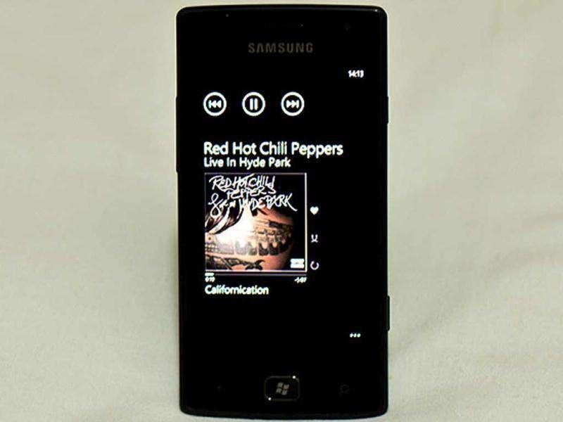 Again, and again, you won’t stop marveling at how beautiful Windows Phone 7 looks. It’s so sharp, crispy and almost delectable. Yumm! Again, and again, you won’t stop marveling at how beautiful Windows Phone 7 looks. It’s so sharp, crispy and almost delectable. Yumm!