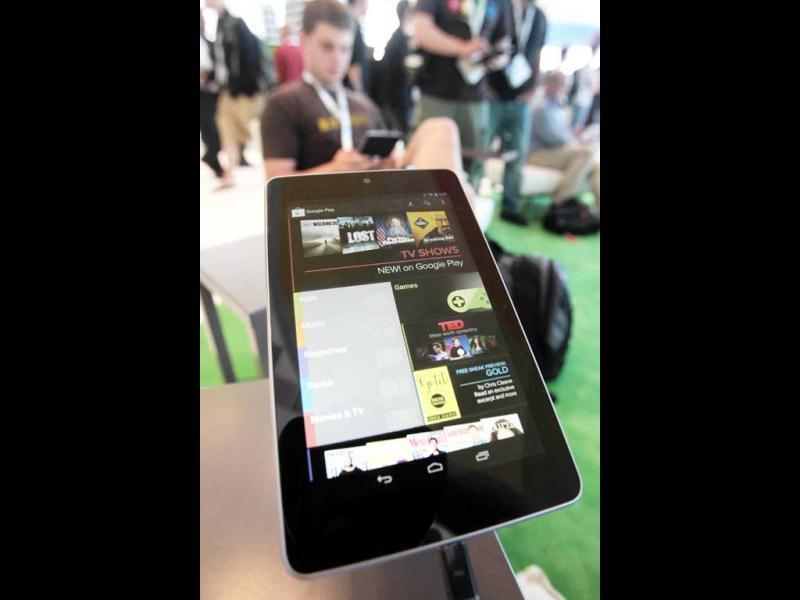 A Nexus 7 tablet is shown at the Google Developers Conference as developer Brad McManus tries out the new device on June 27, 2012 in San Francisco, California. Mathew Sumner/Getty Images/AFP A Nexus 7 tablet is shown at the Google Developers Conference as developer Brad McManus tries out the new device on June 27, 2012 in San Francisco, California. Mathew Sumner/Getty Images/AFP