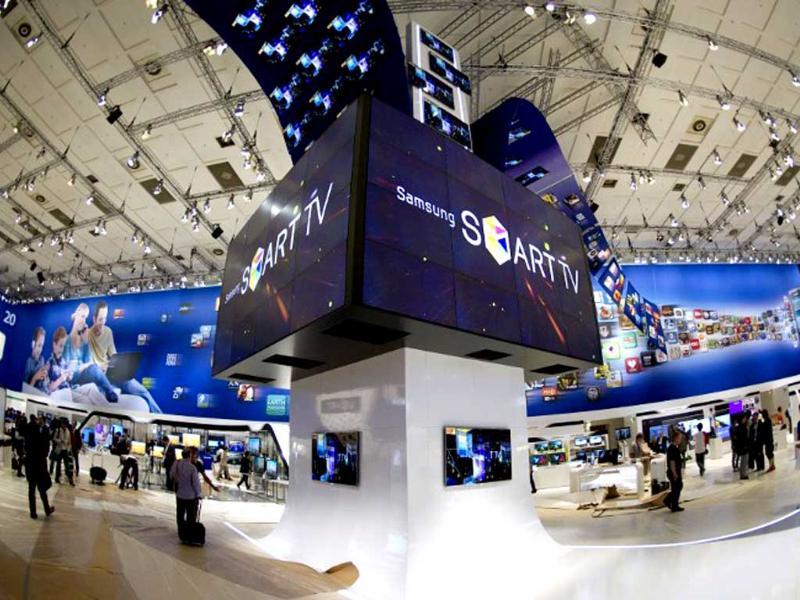 Smart TV is the main message at Samsung's booth at the 51st edition of the 'IFA' trade fair on September 1, 2011 in Berlin. IFA, the world's largest consumer electronics and home appliances fair opens to the public from September 2 to 7, 2011. Photo: AFP / Odd Andersen Smart TV is the main message at Samsung's booth at the 51st edition of the 'IFA' trade fair on September 1, 2011 in Berlin. IFA, the world's largest consumer electronics and home appliances fair opens to the public from September 2 to 7, 2011. Photo: AFP / Odd Andersen