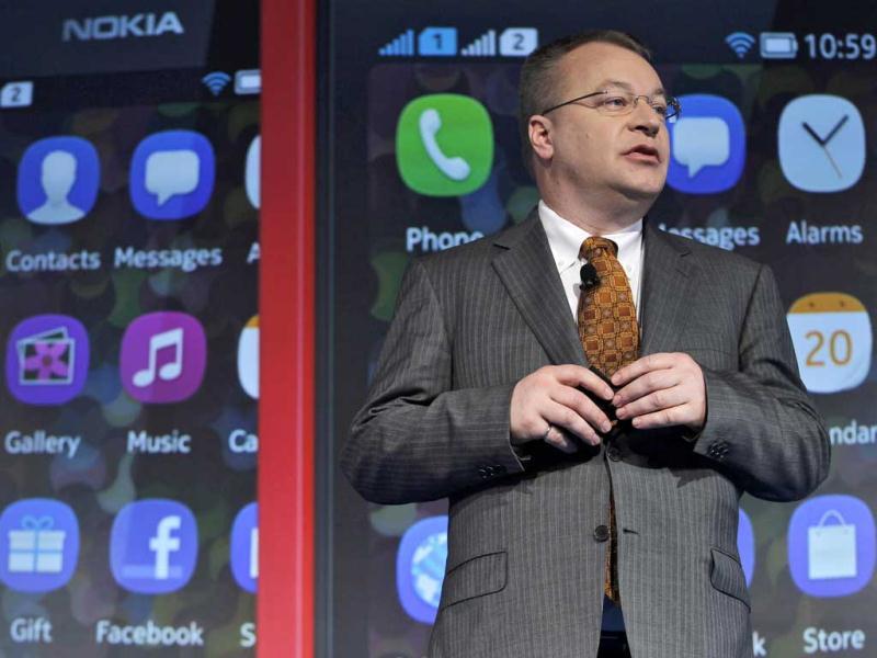 Nokia chief executive Stephen Elop speaks with the media after unveiling a new $99 phone in its mid-range Asha line at a launch in New Delhi. (Reuters) Nokia chief executive Stephen Elop speaks with the media after unveiling a new $99 phone in its mid-range Asha line at a launch in New Delhi. (Reuters)