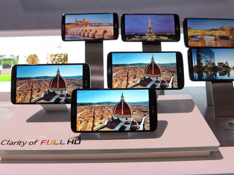 LG G2 is on display, during a global launch event in New York. Photo: AFP/Emmanuel Dunand LG G2 is on display, during a global launch event in New York. Photo: AFP/Emmanuel Dunand