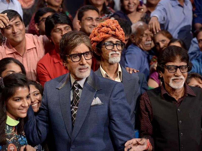 Amitabh Bachchan poses with lookalikes on the sets of KBC 8. Amitabh Bachchan poses with lookalikes on the sets of KBC 8.