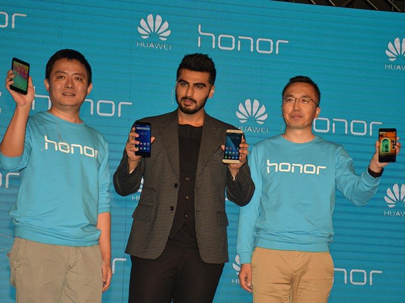 Huawei aims to sell 2 mn 'Honor' handsets this year | HT Tech Huawei aims to sell 2 mn 'Honor' handsets this year | HT Tech