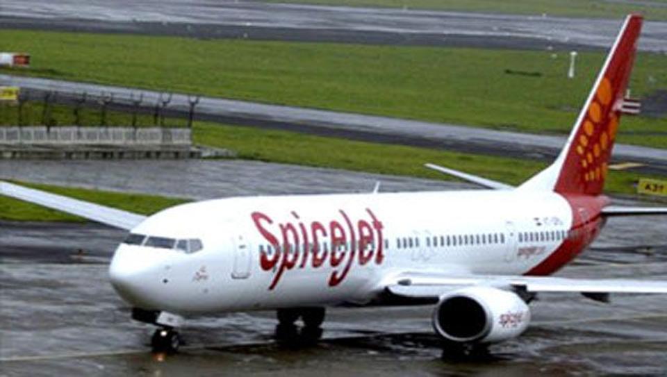 SpiceJet plane