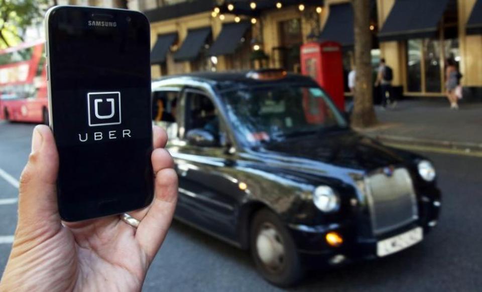Privately held ride-hailing company Uber Technologies Inc lost more than $800 million in the third quarter, Bloomberg reported on Monday.