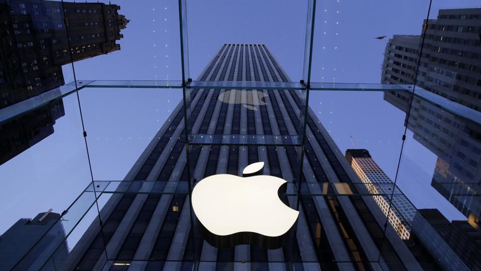 The American couple are suing Apple for damages on the basis that the electronics giant failed to install and implement a “safer, alternative design” for FaceTime that would have helped to prevent a driver from using the app while travelling at highway speed The American couple are suing Apple for damages on the basis that the electronics giant failed to install and implement a “safer, alternative design” for FaceTime that would have helped to prevent a driver from using the app while travelling at highway speed