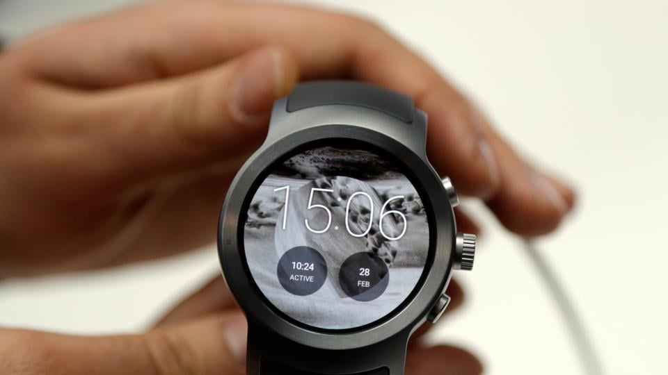 The new LG watch sport (REUTERS) The new LG watch sport (REUTERS)