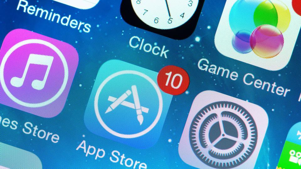 The 10th anniversary iPhone 8 may not come with curved edges but an OLED display to optimise power. Reports also suggest that the phone may come with a 3D sensing front camera. The 10th anniversary iPhone 8 may not come with curved edges but an OLED display to optimise power. Reports also suggest that the phone may come with a 3D sensing front camera.
