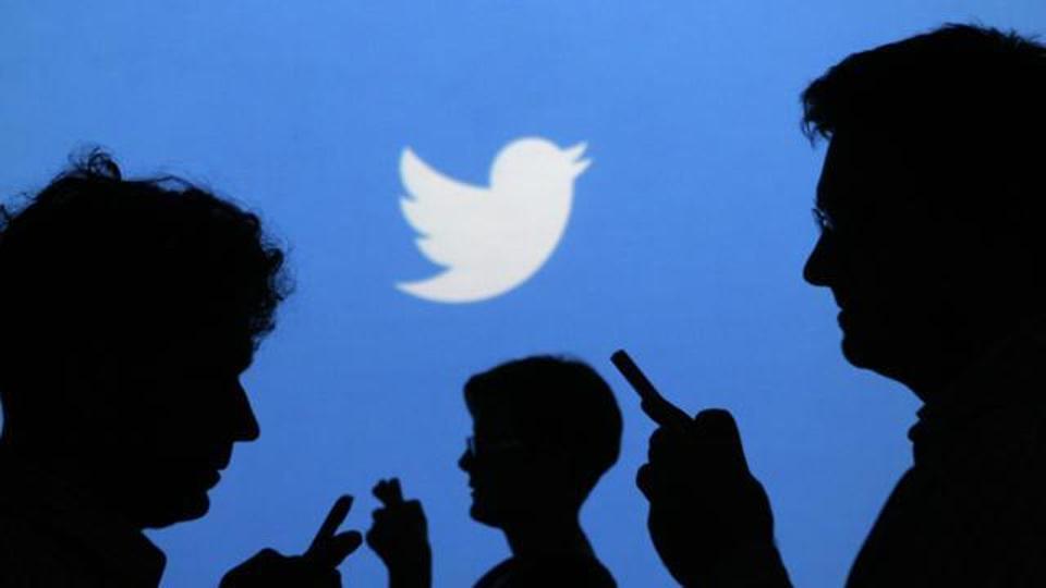 Micro-blogging site Twitter on Monday launched a new lighter version of its interface in a bid to garner more users in turn generating more advertising revenue.