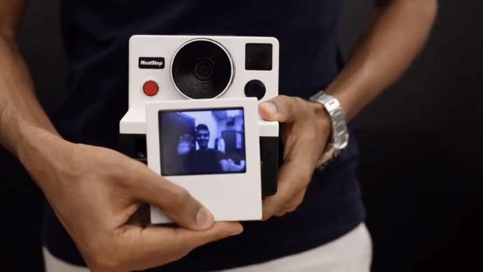 Fancy holding moving pictures in your palm?