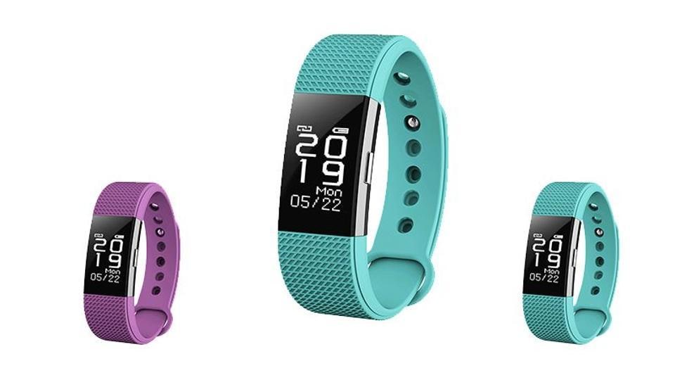Bingo F2 Fitness Band comes with a square shape touch screen.