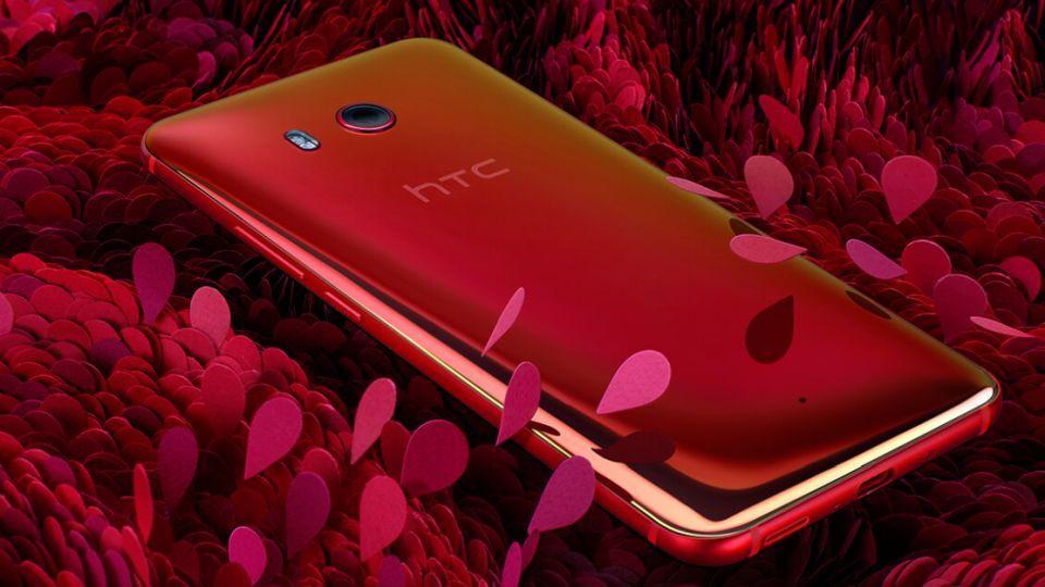 HTC’s new smartphones come with Edge Sense ‘squeeze’ technology.