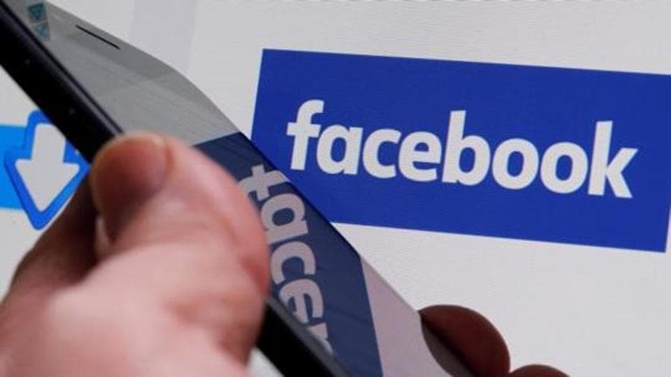 Facebook brings uniformity between Messenger Day and Facebook Stories.