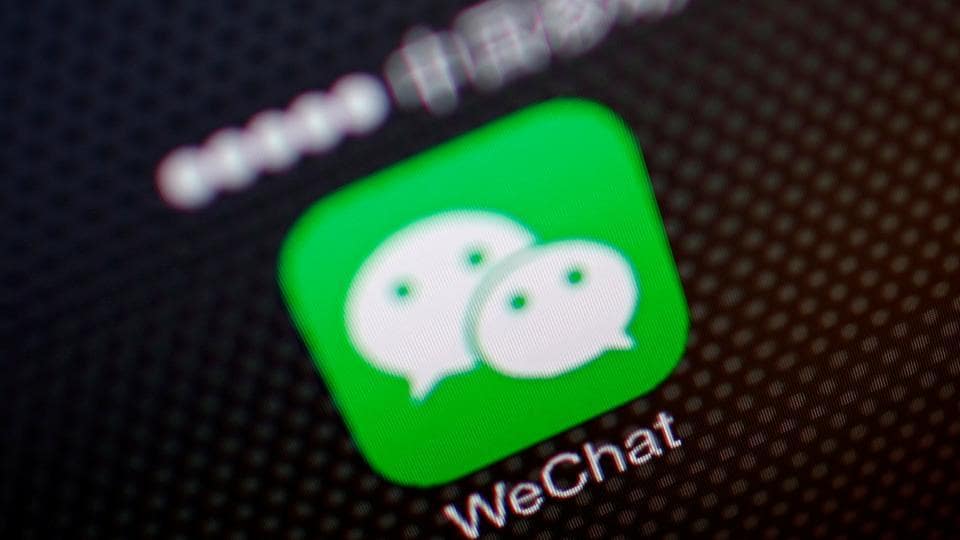 China’s WeChat denies storing user chats