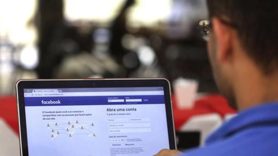 Facebook’s latest method for ad verification will take place in the November mid-term elections Facebook’s latest method for ad verification will take place in the November mid-term elections