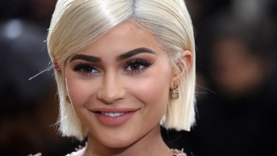 Kylie Jenner’s tweet drops Snapchat’s shares by 6%