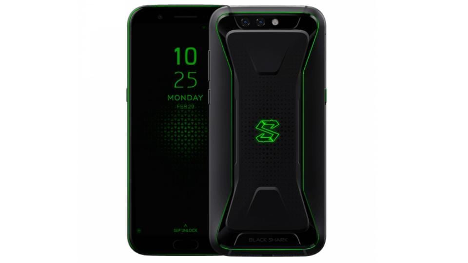 Xiaomi Black Shark smartphone features a 5.99-inch full HD+ display.