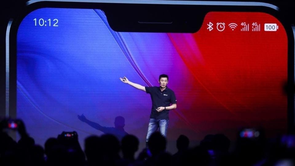 Lenovo Z5 doesn’t feature an all-glass front