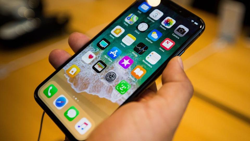 Apple releases first public beta for iOS 12.