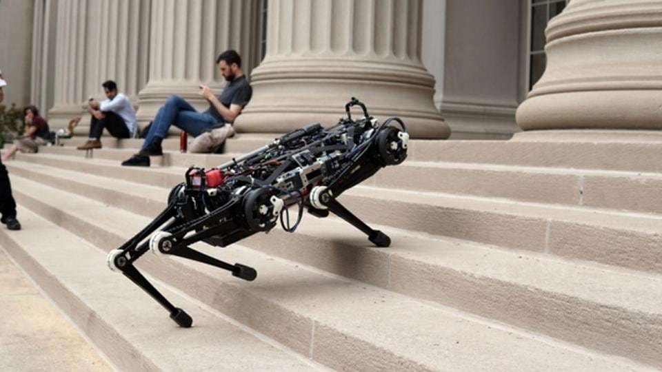 Cheetah 3 robot can climb stairs without vision