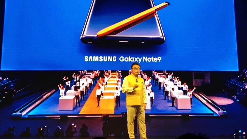 Samsung CEO DJ Koh unveils Samsung Galaxy Note 9 in India on August 22.