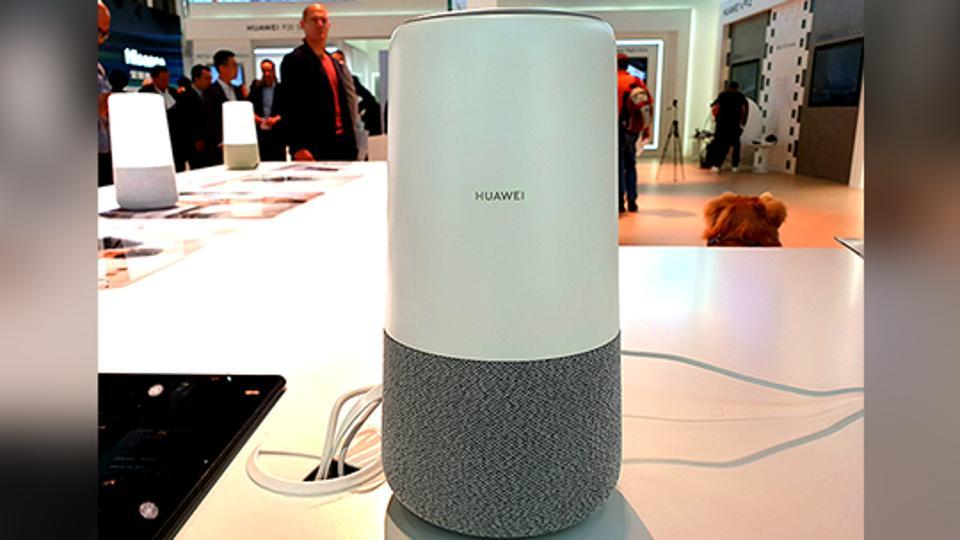 Huawei’s smart speaker is powered by Amazon Alexa.