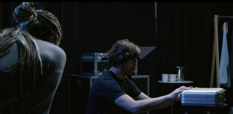 What’s in the suitcase? New iPhones? What’s in the suitcase? New iPhones?