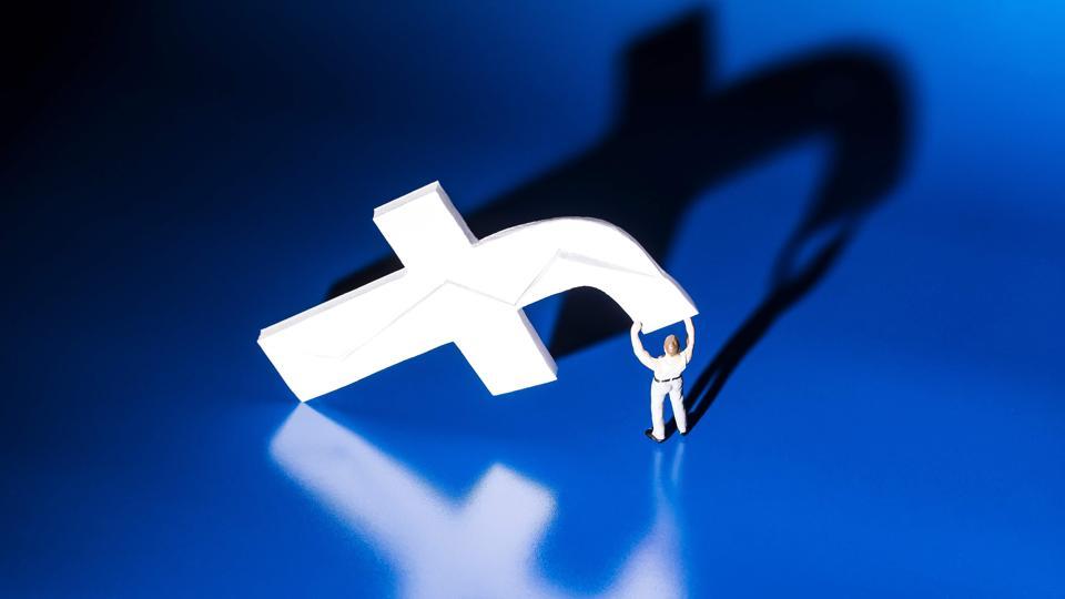Facebook hack reveals access to private messages of user accounts.