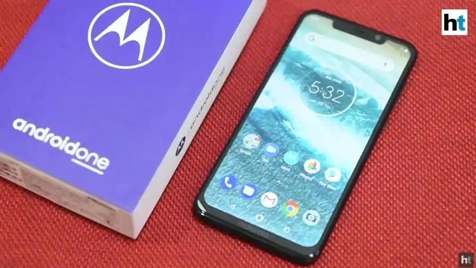 Moto One Power receives Android Pie update