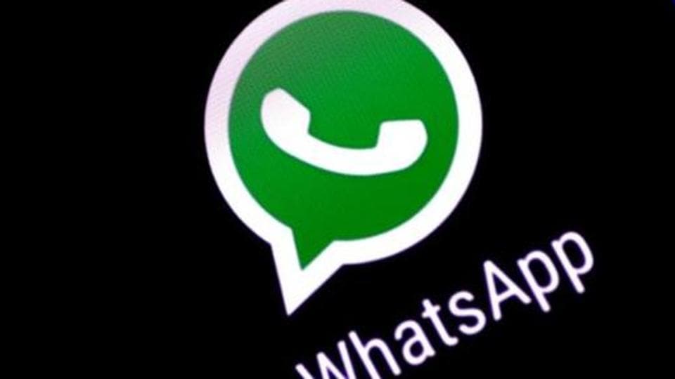 Here’s how you can enable WhatsApp Dark Mode-like inverted colours