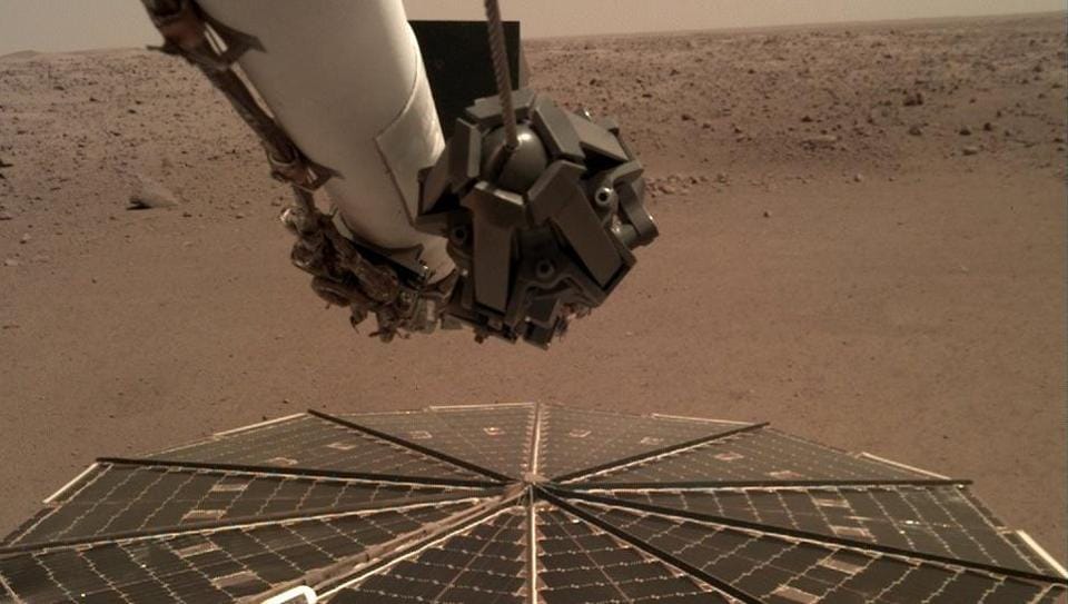 After the successful touchdown of NASA’s InSight on Mars last week, new images from the lander show its robotic arm is ready to do some lifting.