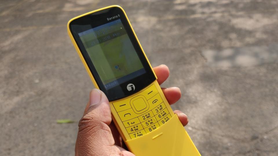Banana 6 by Jivi Mobiles is much cheaper than Nokia’s Banana phone