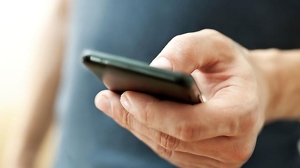 Reliance Jio launches Happy New Year offer for its subscribers Reliance Jio launches Happy New Year offer for its subscribers