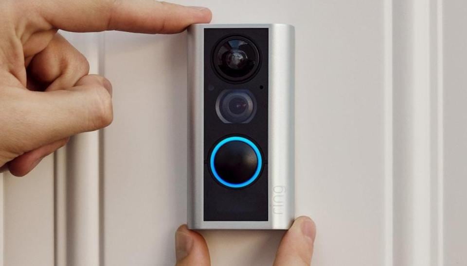 The smart doorbell comes with  HD Video With  Two-Way Talk support