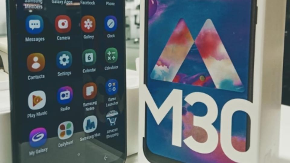 samsung galaxy m30 review the new mid