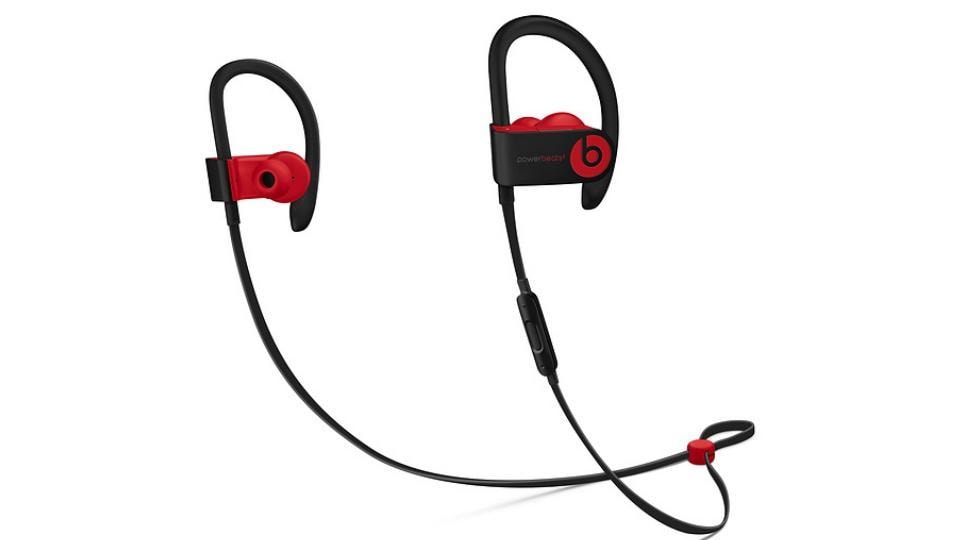 Powerbeats Pro features a design similar to the Powerbeats3 minus the wired connectivity.