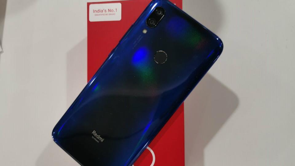 Redmi Y3 features a 32-megapixel selfie camera.